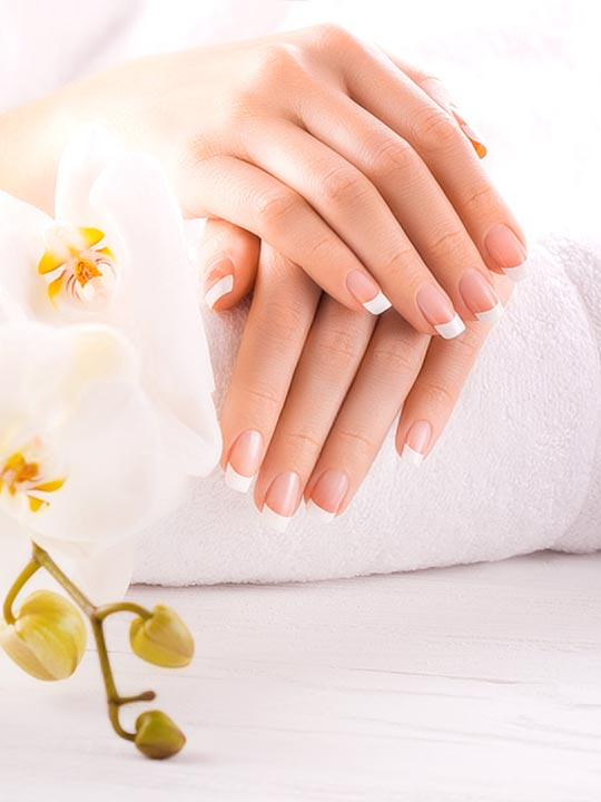 Anna’s Nails in Chattanooga, TN 37421 Service Manicure